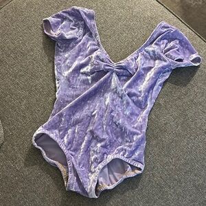 LuckyLeo Low Back Moon Crushed Velvet Lavender